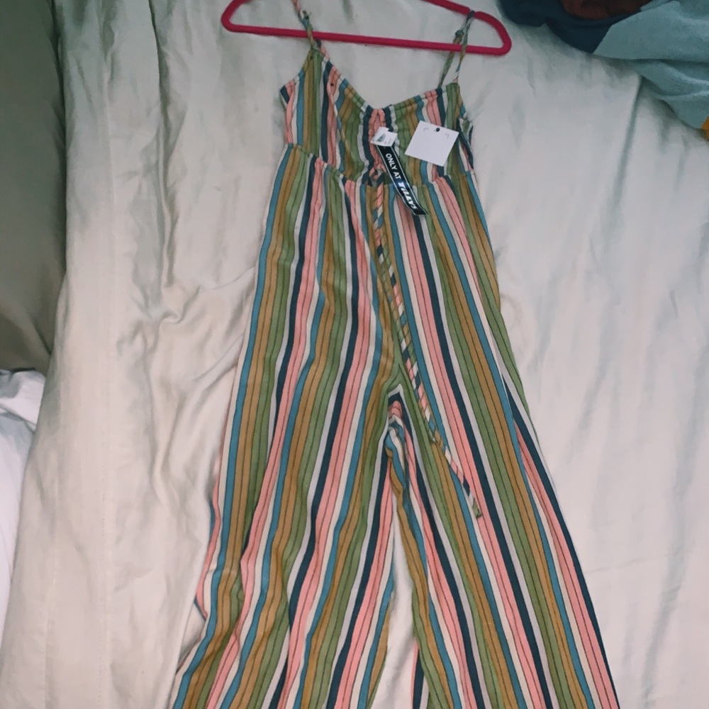 O’neill Romper with tags